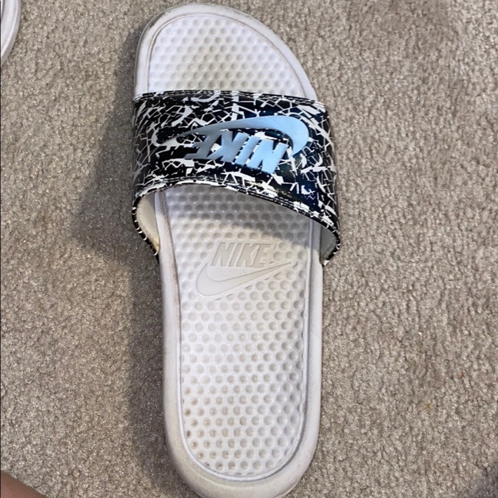 Slides - Picture 3 of 3